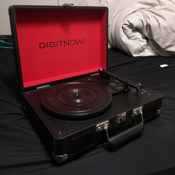Suitcase Record Player - Picture 2 of 3